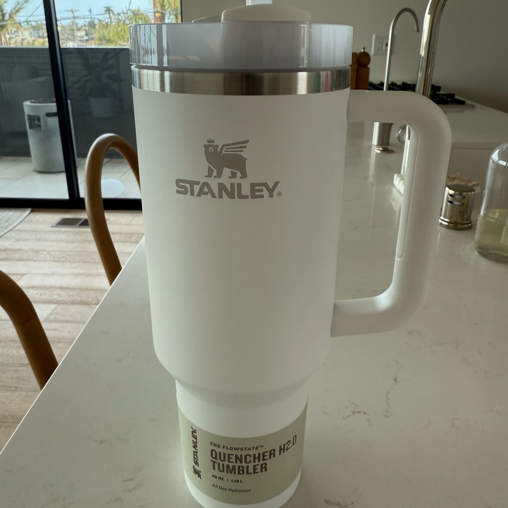 Stanley White Quencher H2.0 Tumbler